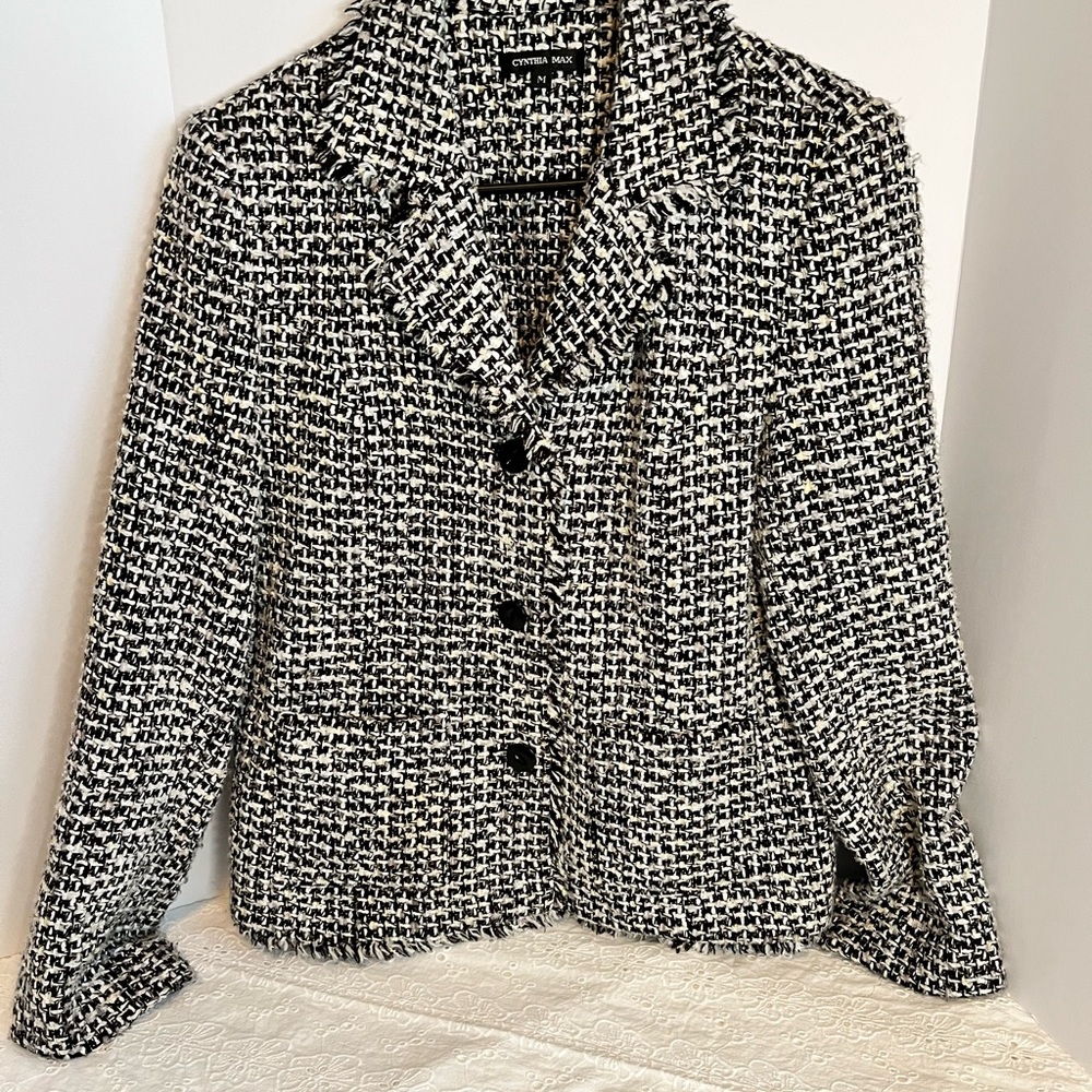 Cynthia Max women’s blazer